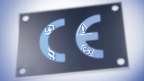 Wir erarbeiten notwendige Sicherheitsstandards anhand gesetzlicher Vorgaben und setzen sie gemeinsam um.