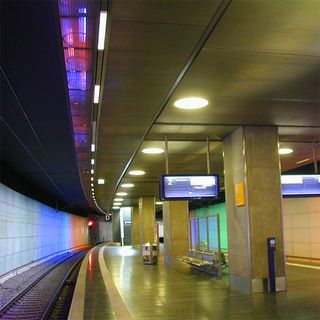 Station RER de l'Aéroport de Hanovre
