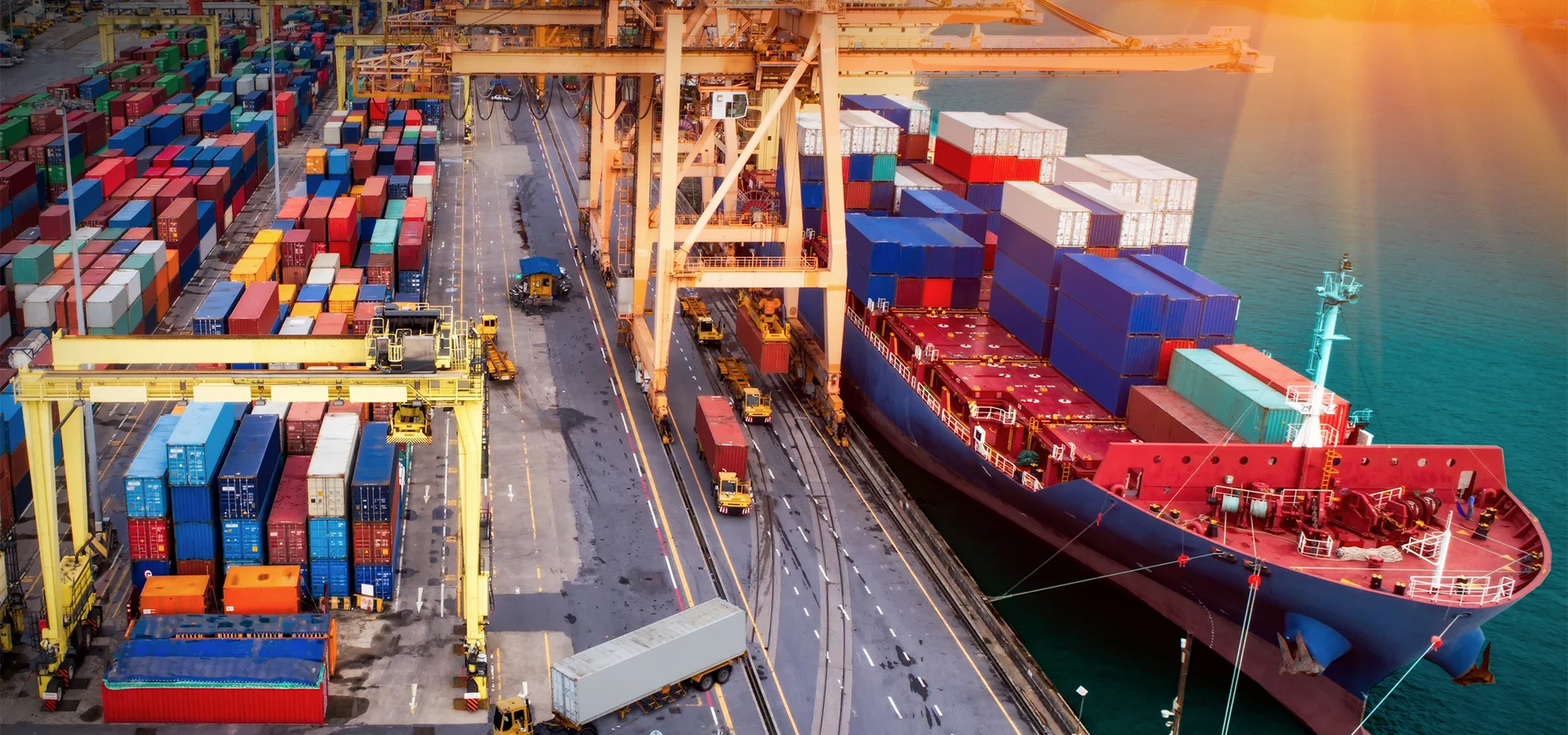 Innovative solutions for the chemical industry Container ship port facility