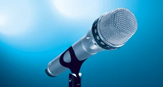 Wire mesh protects the technology in microphones and headphones and optimises their function.