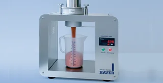 Ermitteln Sie die Rieselfähigkeit von Schüttgütern für Produkte, die kontrolliert in einen Prozess einfließen