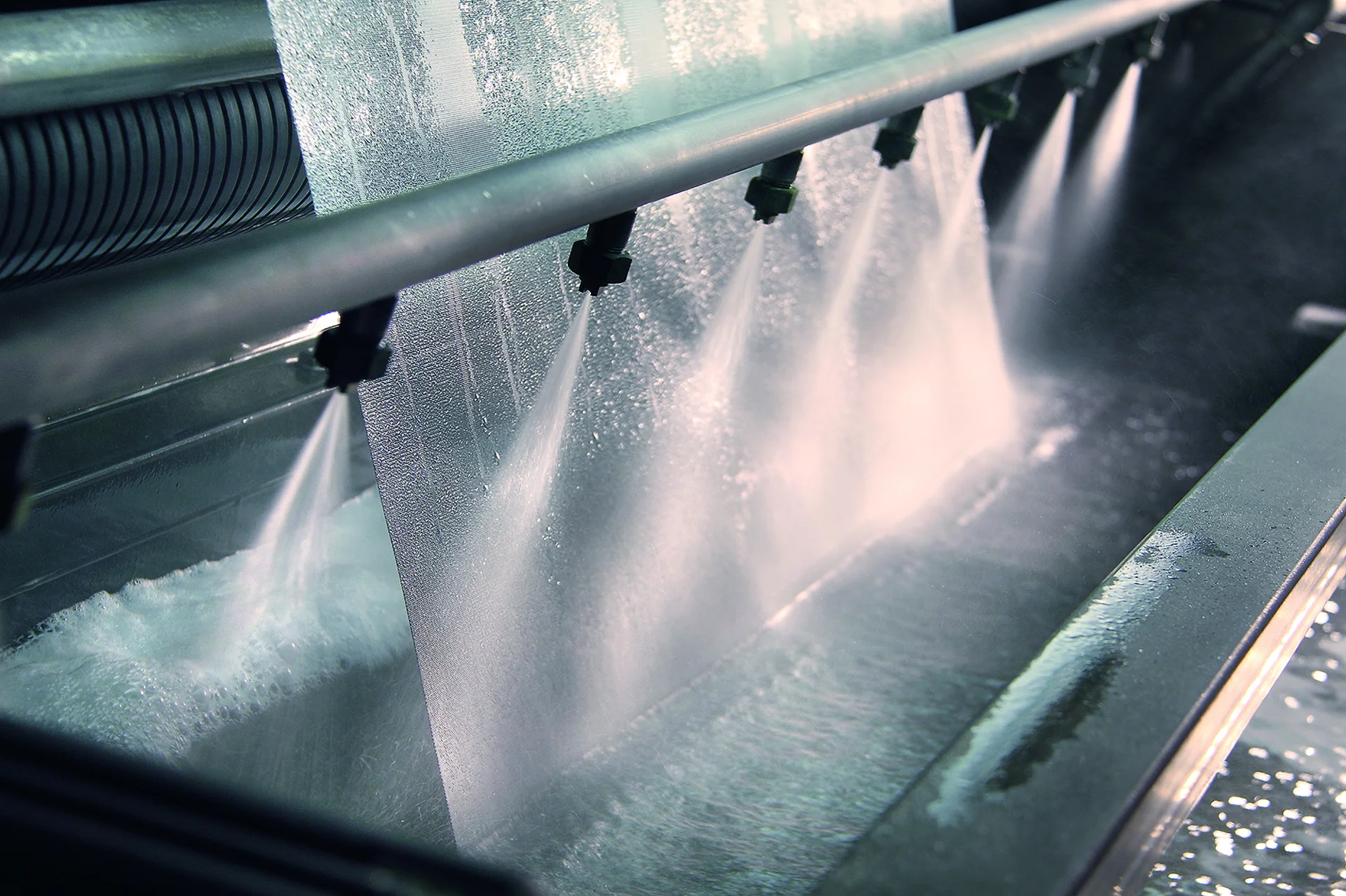 HAVER metal gauze in the continuous cleaning process HAVER metal gauze in the continuous cleaning process